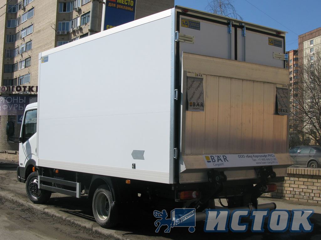 «BAR» Cargolift 1000 кг на изотермическом «сэндвич фургоне» на шасси «Nissan» Cabstar