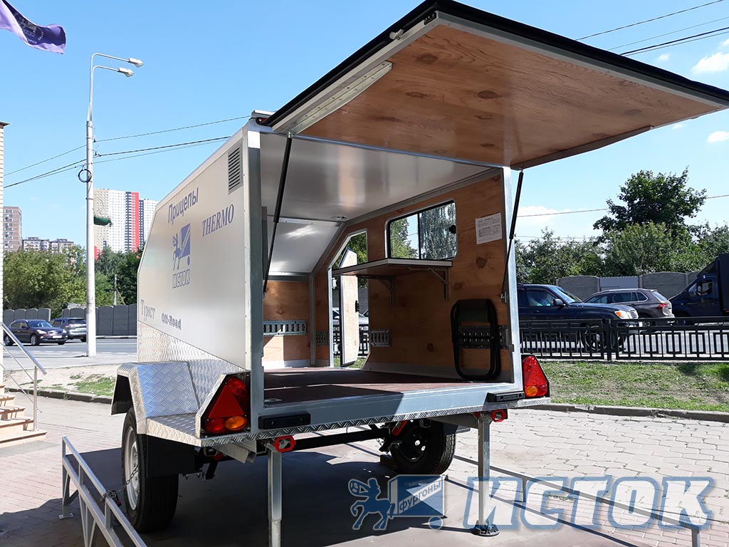Прицеп-фургон легковой туристический с внедорожными качествами из серии «OFF-ROAD»